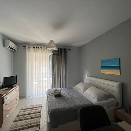 Vlorë Emi Sol Apartment מראה חיצוני תמונה